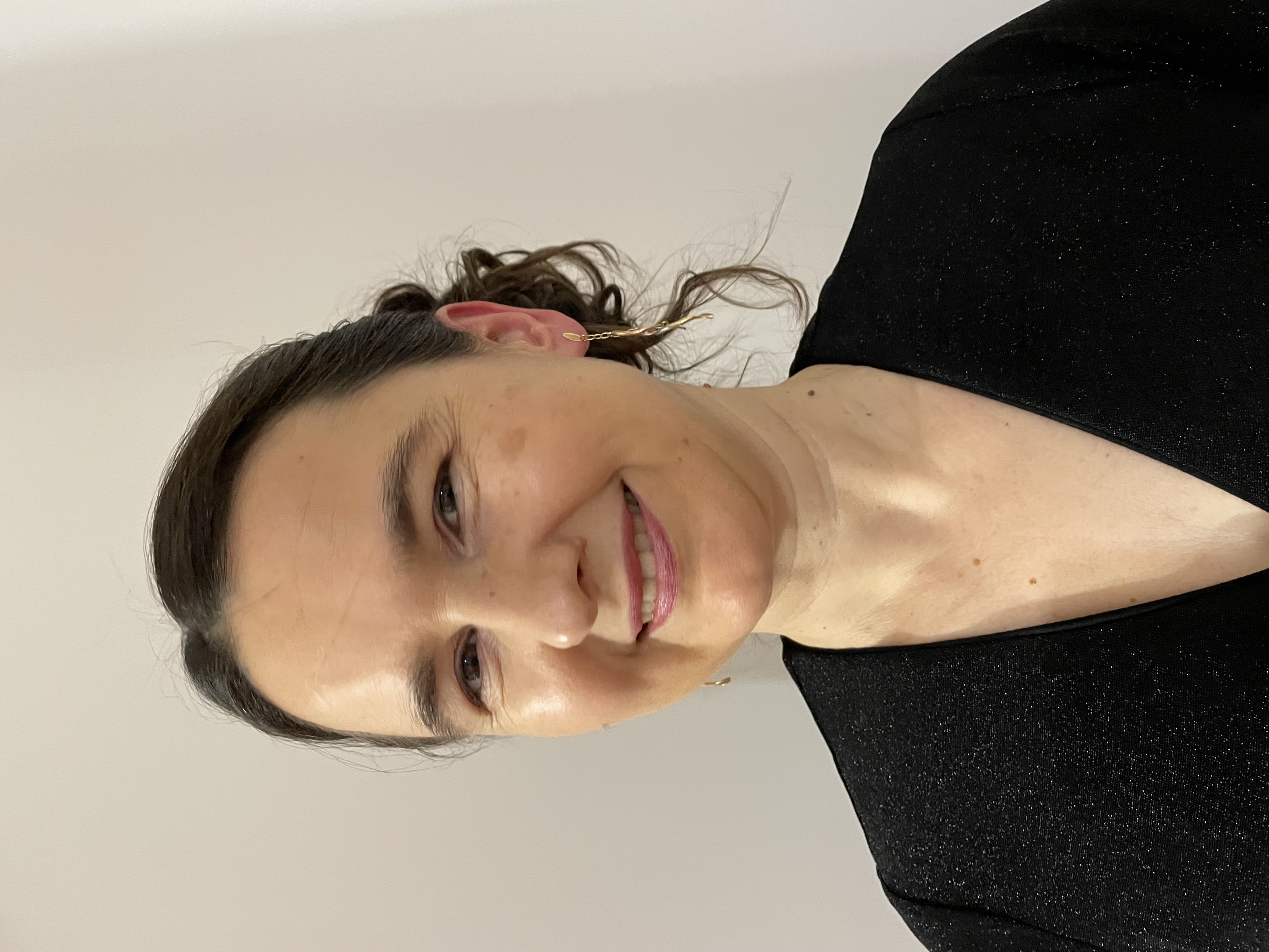 Mojca TOPOLOVEC ŠPEC