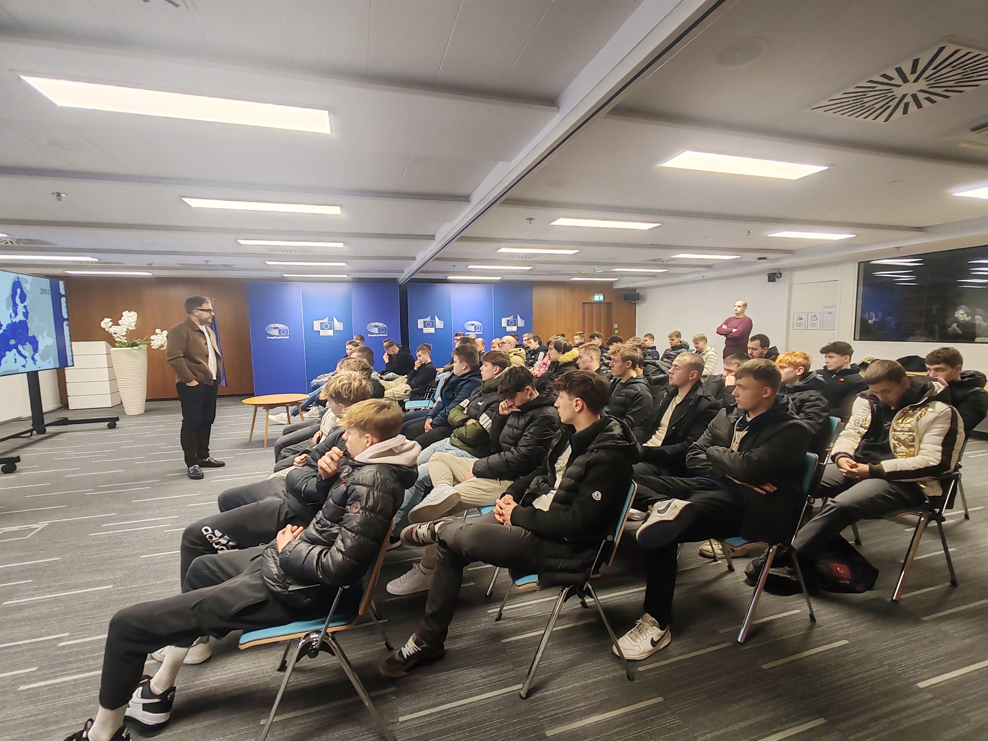 OBISK HIŠE EU IN MULTIMEDIJSKEGA CENTRA DOŽIVI EVROPO